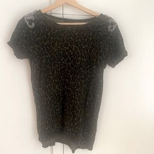 Animal print t-shirt with silver/stones detail